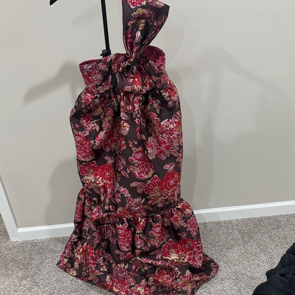 Petal + Pup Betina bow front Floral Ruffle Maxi Dress - Picture 6 of 9